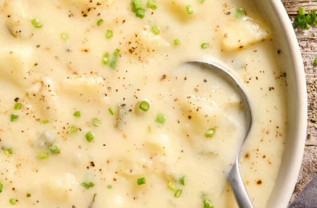 Easy Classic Potato Soup Recipe in 55 Minutes