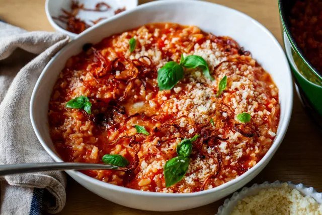 Easy Tomato Risotto with Frizzled Red Onions