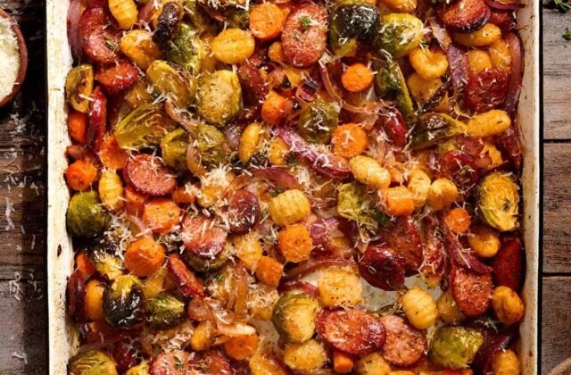 Sheet Pan Gnocchi With Sausage And Fall Vegetables 93ff
